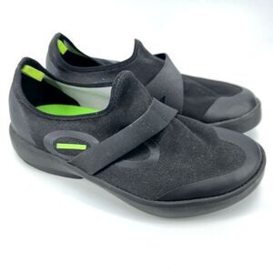 OOFOS Mens Size US 12 EU 45 OOMG Fibre Low Black Recovery Slip On Loafer Shoes